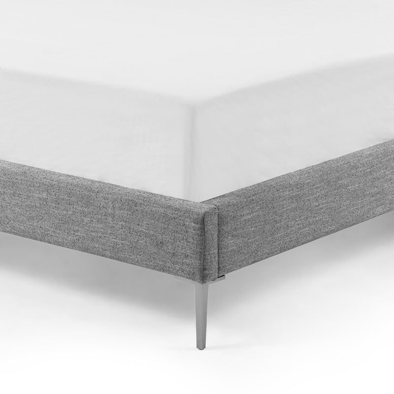MAE KING BED